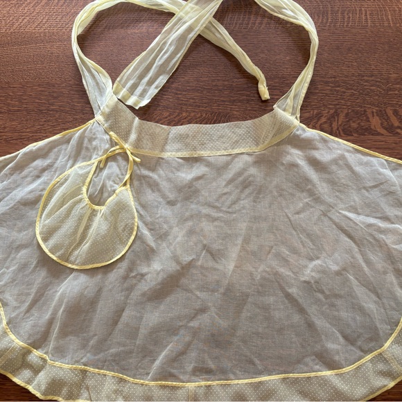 Vintage half apron set of 2 - Picture 2 of 6
